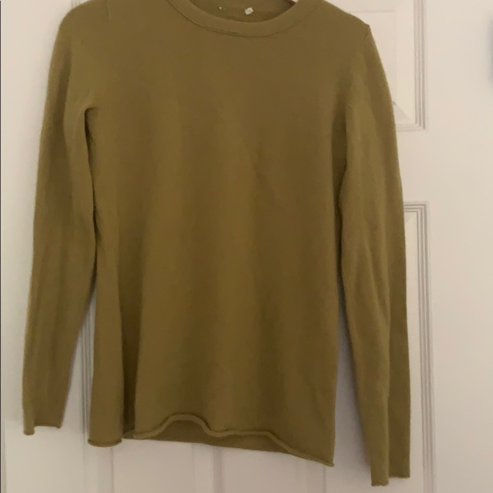 Pea green Cashmere sweater